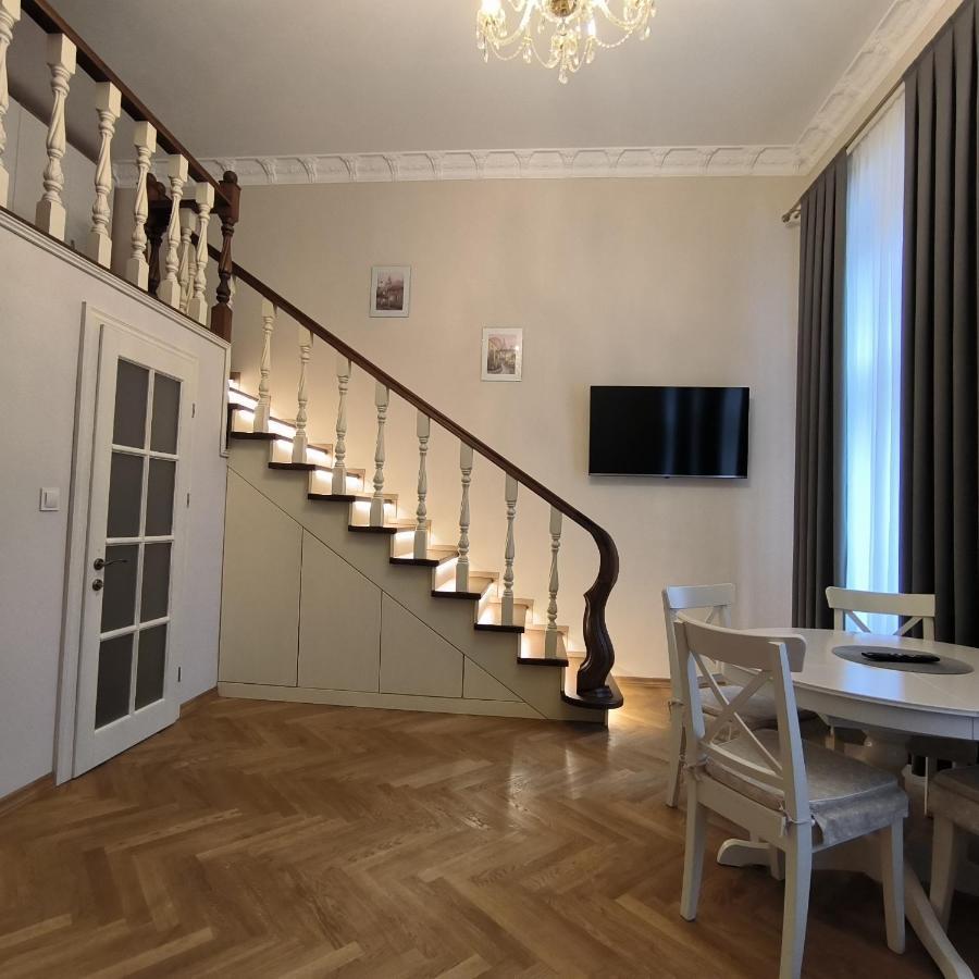 Lubert Apartmany S.R.O Prag Exteriör bild