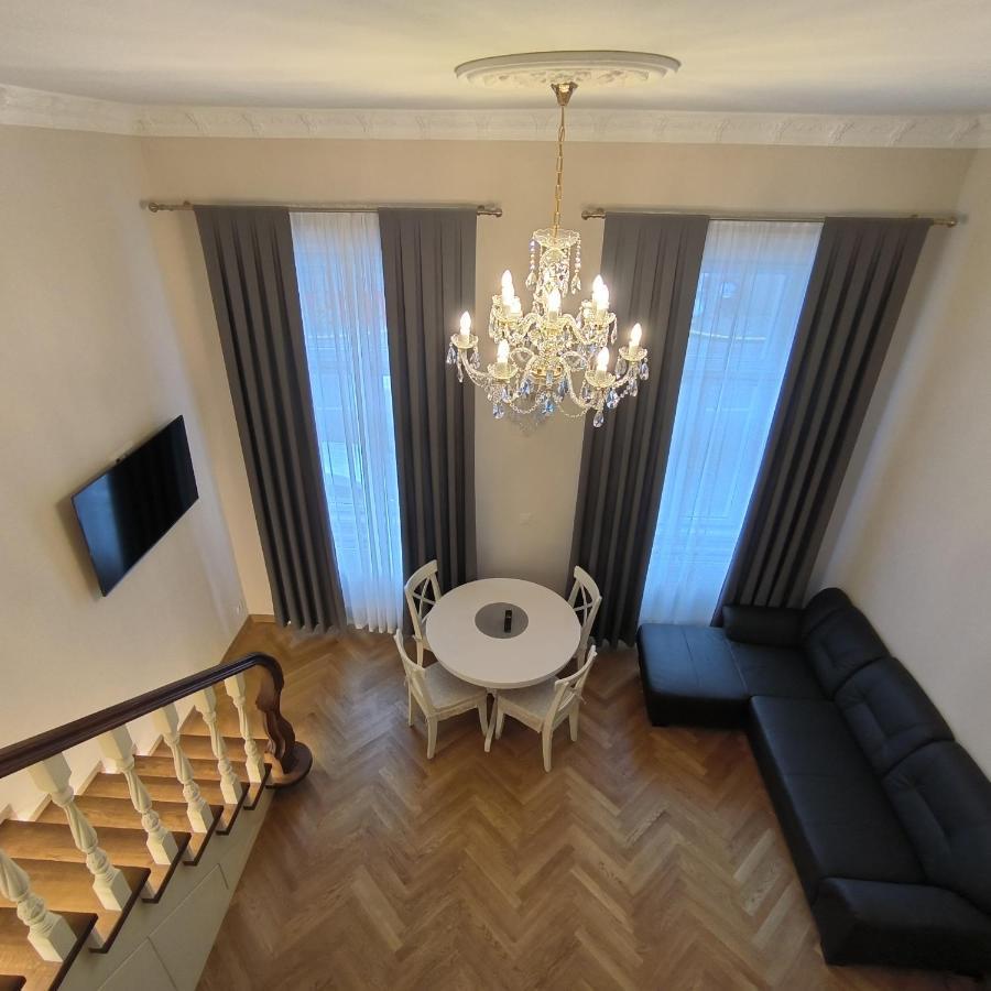 Lubert Apartmany S.R.O Prag Exteriör bild