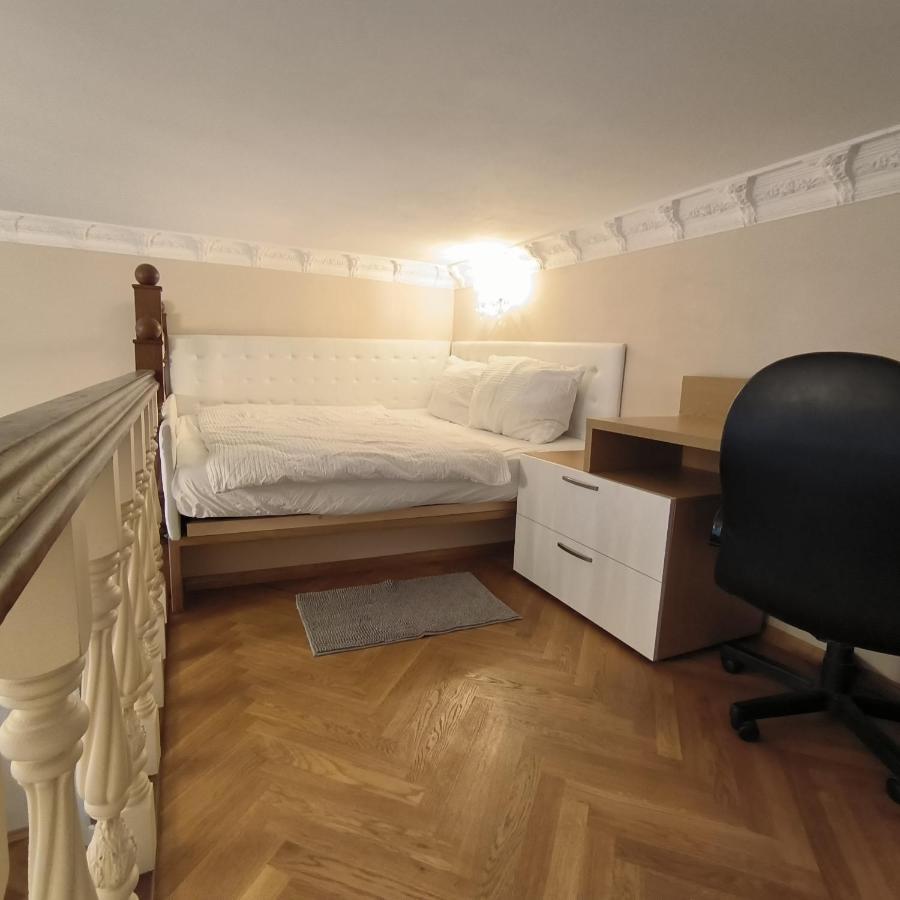 Lubert Apartmany S.R.O Prag Exteriör bild